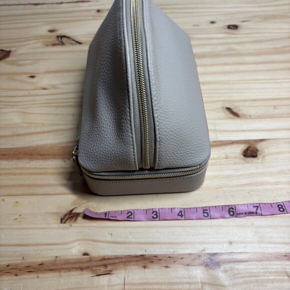 Taylor Madison Designs Travel Jewelry Organizer Makeup Bag Tan Leather - Picture 10 of 10